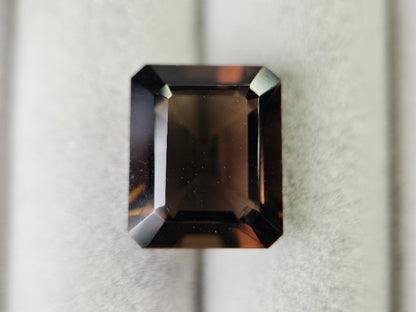 SMQ-7　スモーキークォーツ　5.60ct