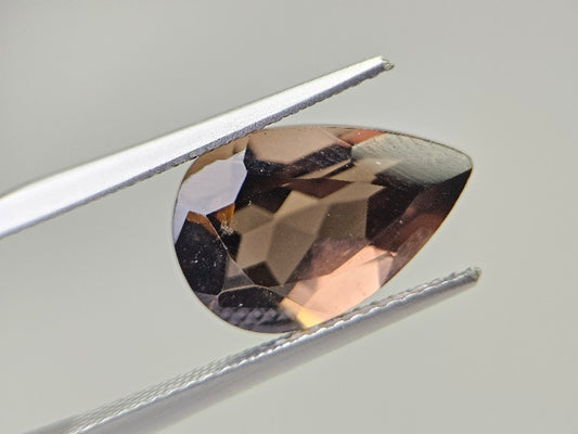 SMQ-8　スモーキークォーツ　4.84ct