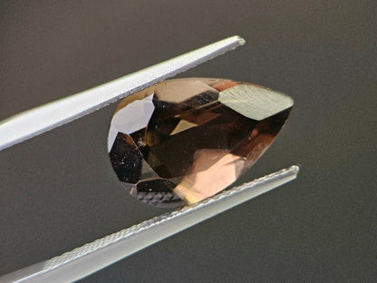 SMQ-8　スモーキークォーツ　4.84ct