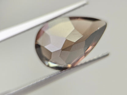 SMQ-8　スモーキークォーツ　4.84ct
