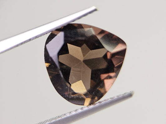 SMQ-10　スモーキークォーツ　4.51ct