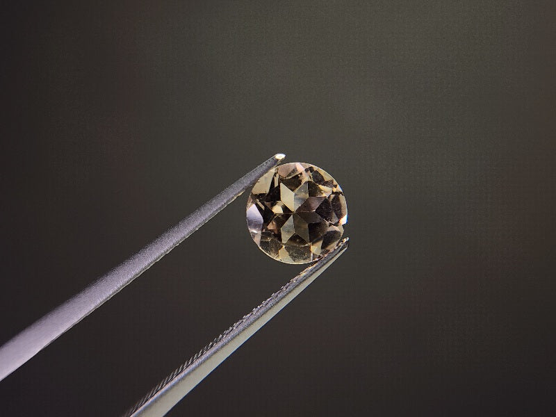 cTO-5　シャンパントパーズ　1.52ct