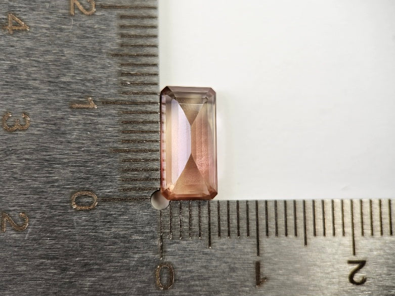 OSUN-4　オレゴンサンストーン　2.73ct