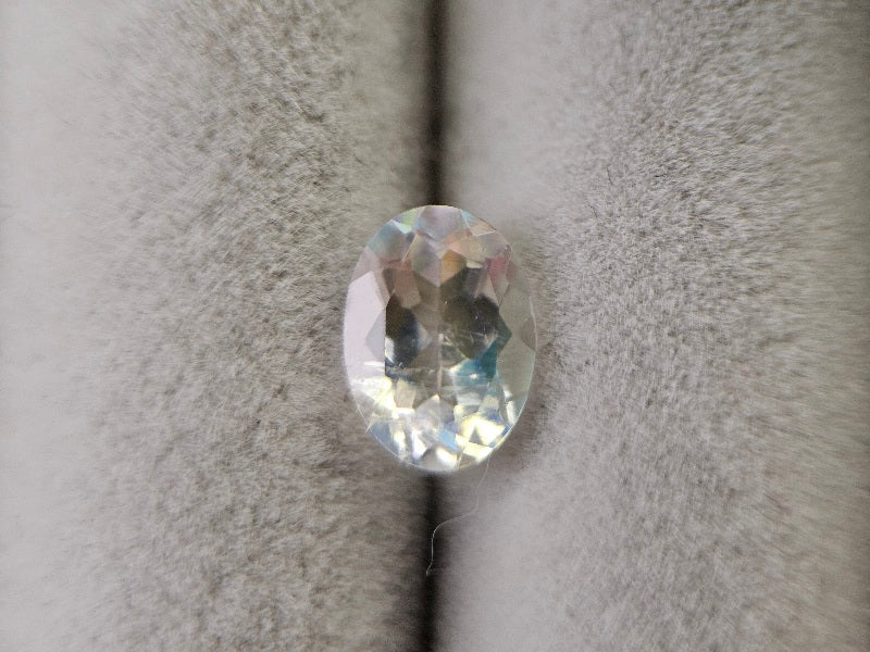 ANLB-2　アンデシンラブラドライト　0.82ct