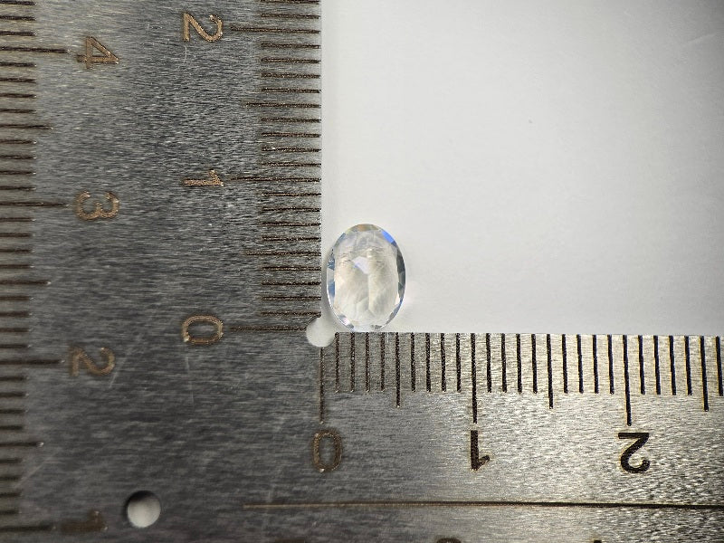 ANLB-2　アンデシンラブラドライト　0.82ct