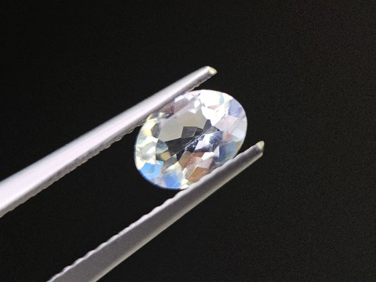 ANLB-3　アンデシンラブラドライト　0.77ct