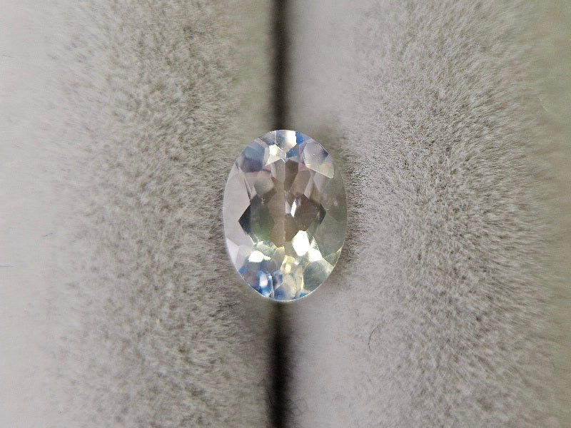 ANLB-4　アンデシンラブラドライト　0.75ct