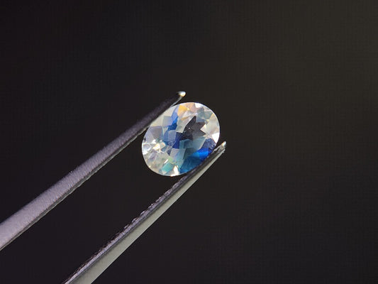 ANLB-5　アンデシンラブラドライト　0.71ct