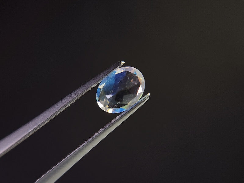 ANLB-5　アンデシンラブラドライト　0.71ct