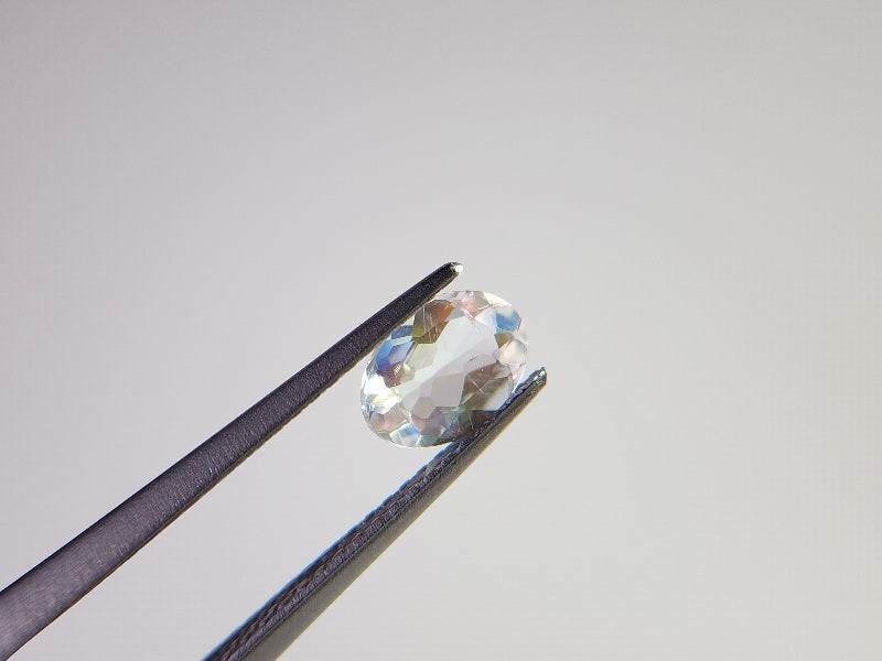 ANLB-8　アンデシンラブラドライト　0.60ct