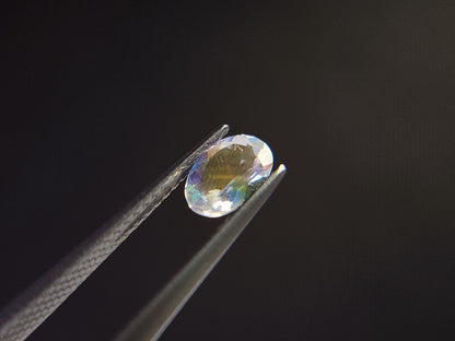 ANLB-8　アンデシンラブラドライト　0.60ct