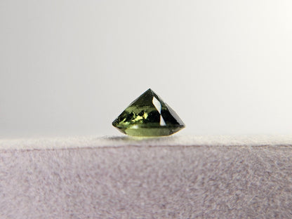 MLD-3　モルダバイト　1.00ct