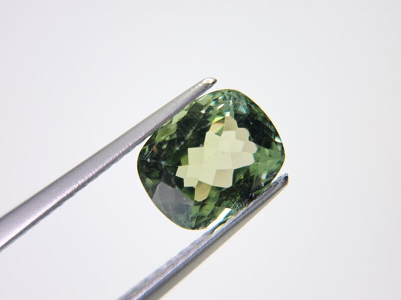 gAP-4　グリーンアパタイト（マダガスカル産）　2.16ct