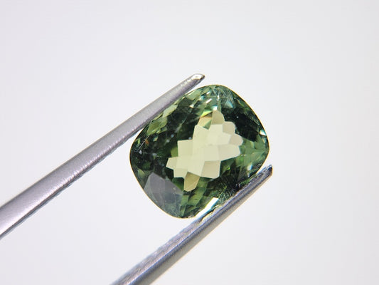 gAP-4　グリーンアパタイト（マダガスカル産）　2.16ct