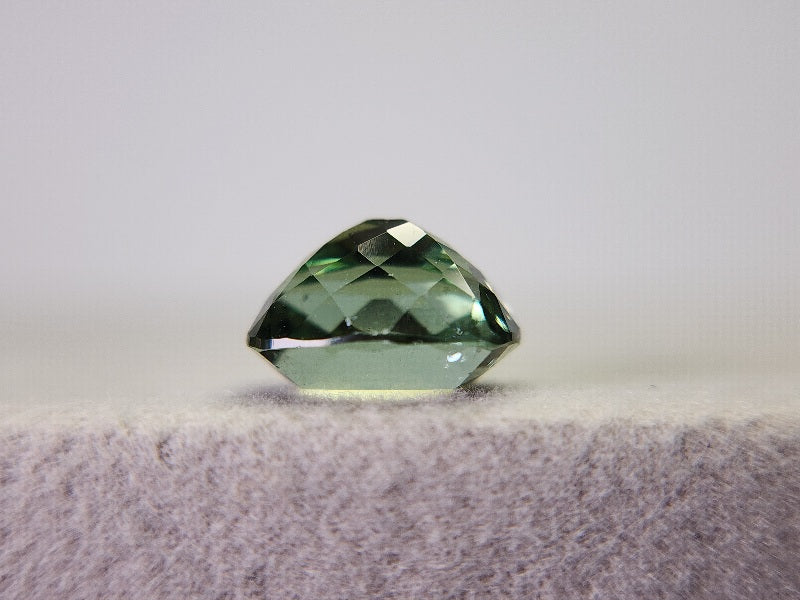 gAP-4　グリーンアパタイト（マダガスカル産）　2.16ct
