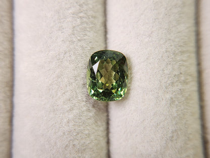 gAP-4　グリーンアパタイト（マダガスカル産）　2.16ct