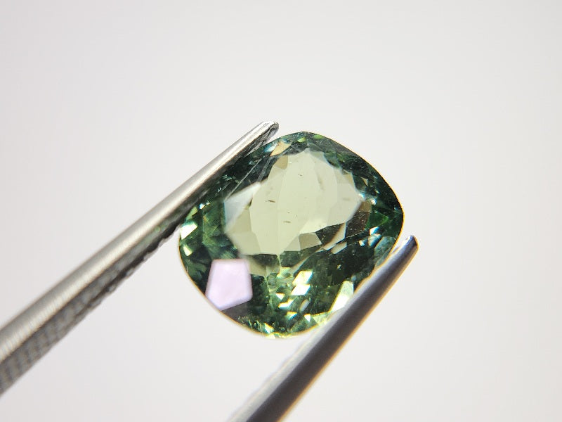 gAP-5　グリーンアパタイト（マダガスカル産）　2.16ct