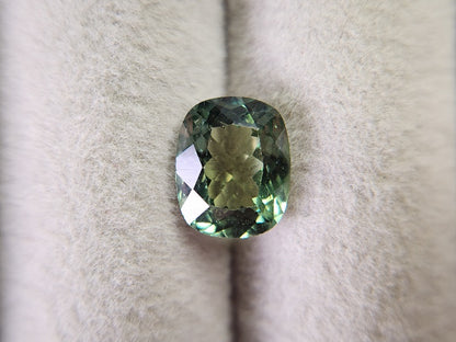 gAP-5　グリーンアパタイト（マダガスカル産）　2.16ct