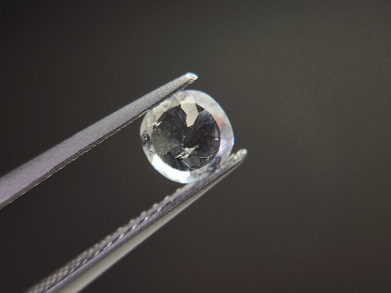 POL-5　ポルーサイト（カナダ産）　0.57ct