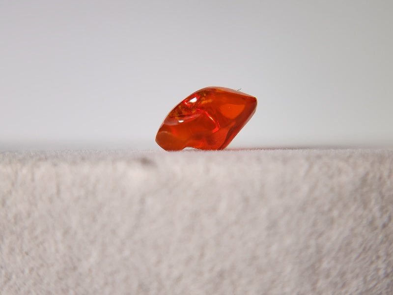 FIOP-2　ファイアオパール（メキシコ産）　2.22ct