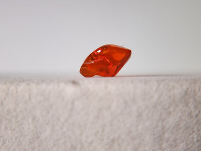 FIOP-2　ファイアオパール（メキシコ産）　2.22ct