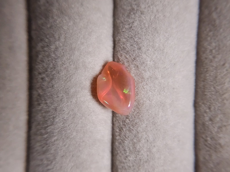 FIOP-6　ファイアオパール（メキシコ産）　1.71ct