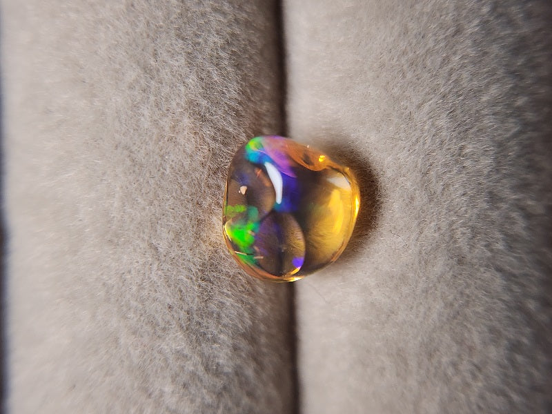 FIOP-8　ファイアオパール（メキシコ産）　1.13ct