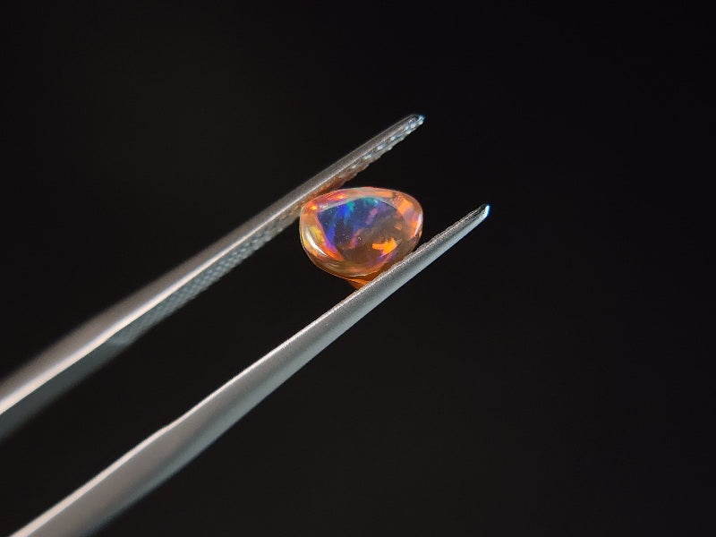FIOP-9　ファイアオパール（メキシコ産）　0.98ct