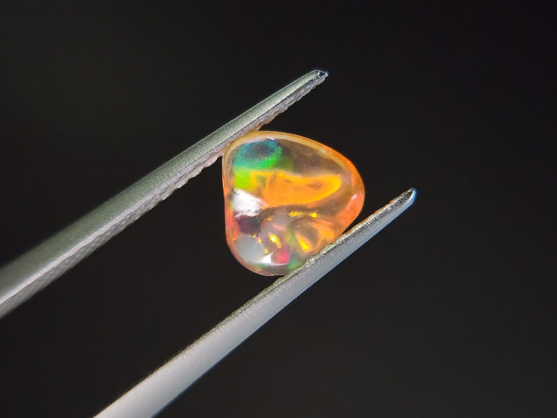 FIOP-10　ファイアオパール（メキシコ産）　0.87ct