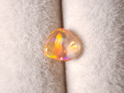 FIOP-10　ファイアオパール（メキシコ産）　0.87ct
