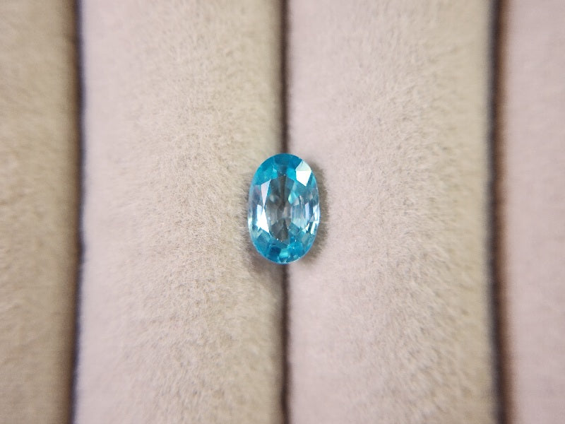 bl-Z-1　ブルージルコン　1.42ct