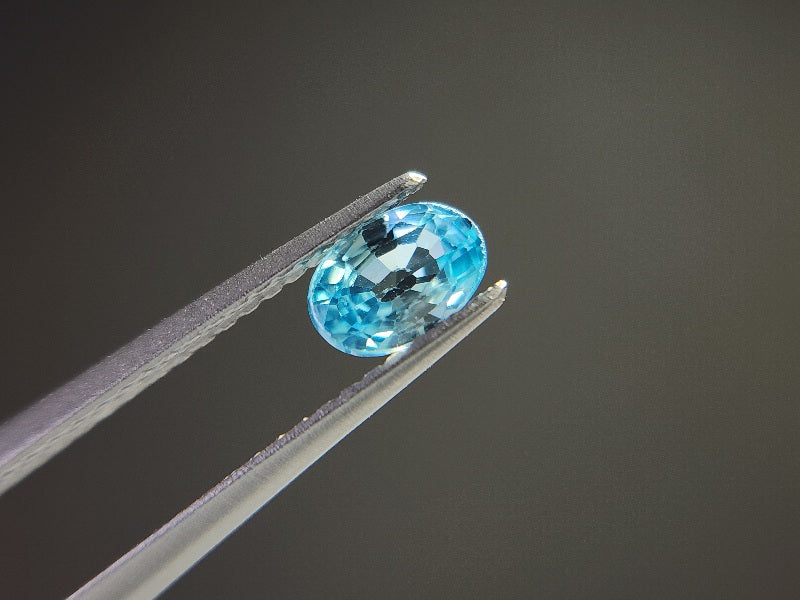 bl-Z-3　ブルージルコン　0.76ct