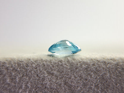 bl-Z-4　ブルージルコン　0.75ct