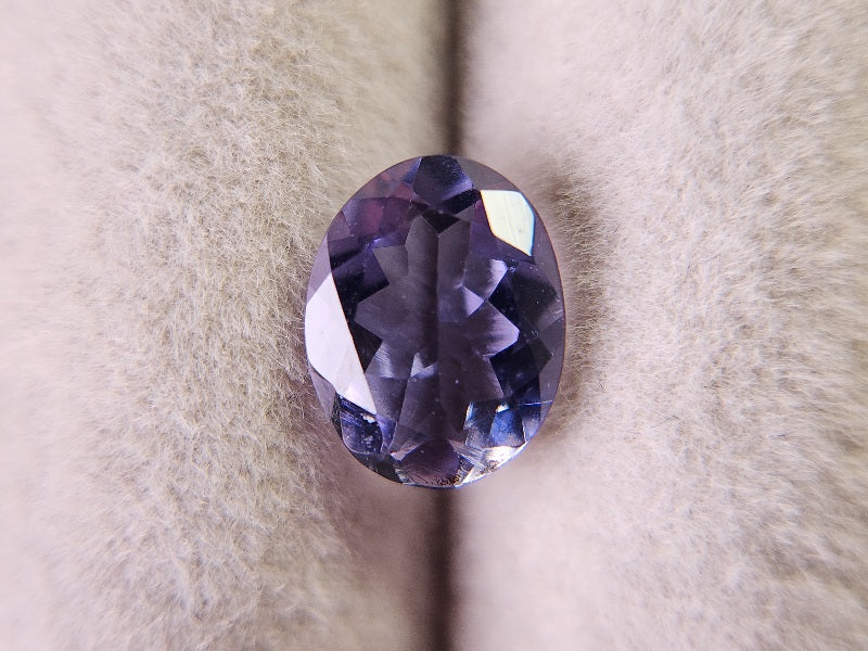IO-2 アイオライト 1.34ct – 東洋ルース公式オンラインショップ