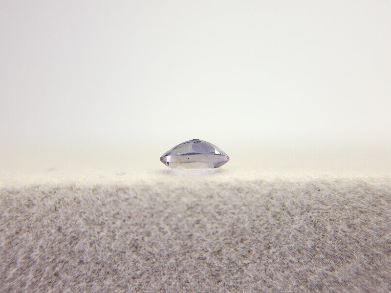 IO-4　アイオライト　0.19ct