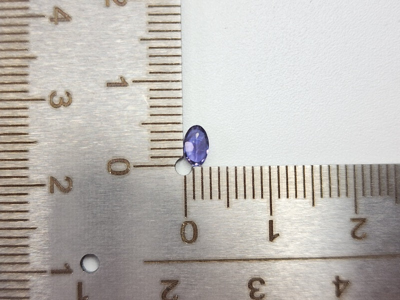 IO-4　アイオライト　0.19ct