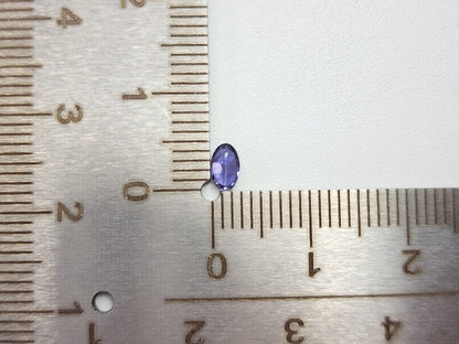 IO-4　アイオライト　0.19ct