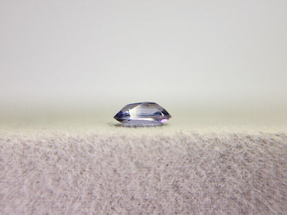 IO-6　アイオライト　0.18ct