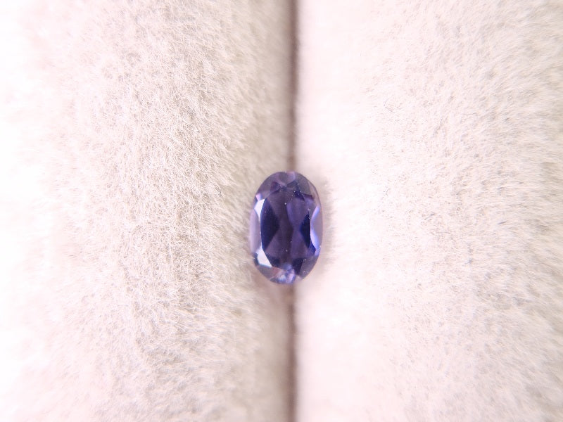 IO-6　アイオライト　0.18ct