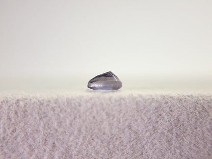 IO-7　アイオライト　0.23ct