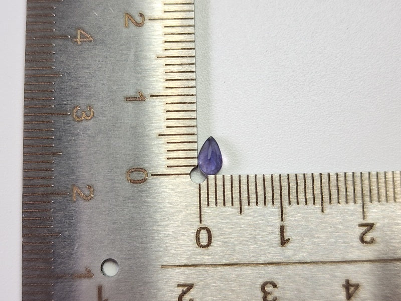 IO-7　アイオライト　0.23ct