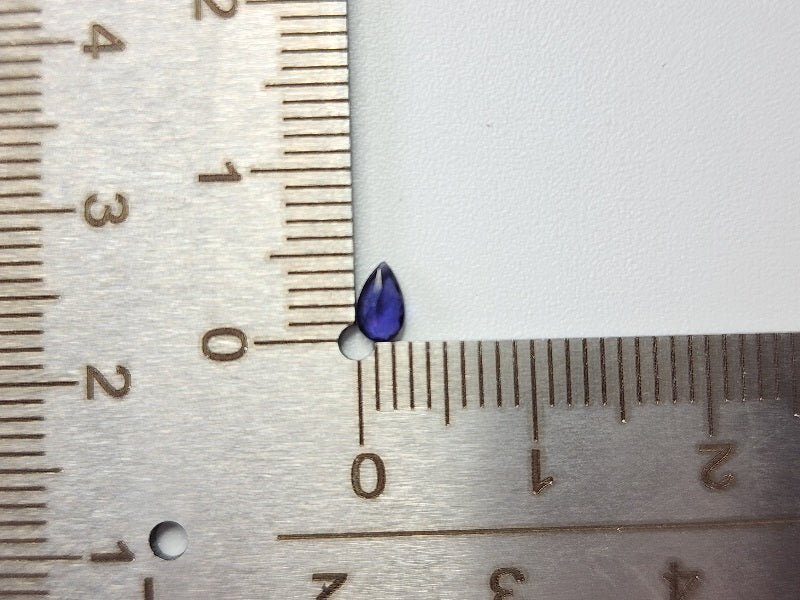IO-8　アイオライト　0.16ct