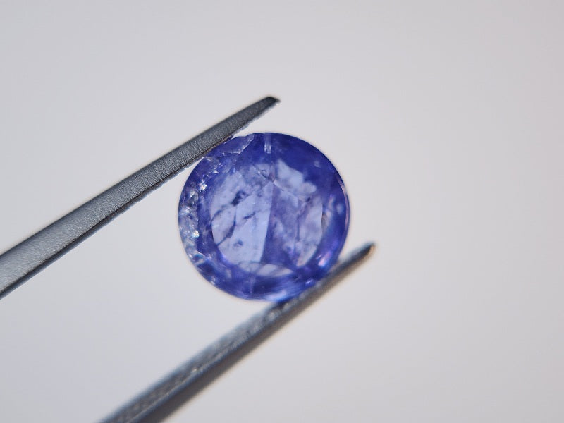 TZ-19　タンザナイト　2.05ct