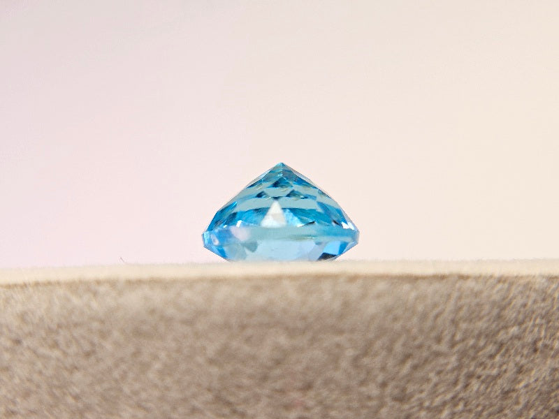blTO-30　ブルートパーズ　3.45ct