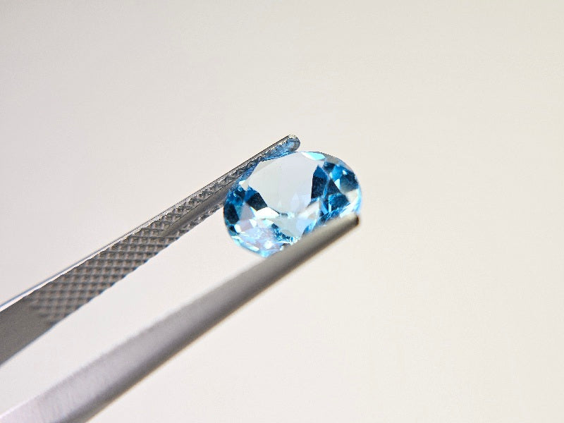 blTO-32　ブルートパーズ　3.08ct