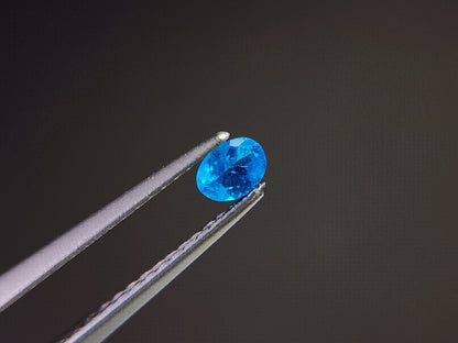 nbl-AP-18　ネオンブルーアパタイト　0.18ct