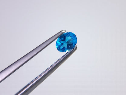 nbl-AP-19　ネオンブルーアパタイト　0.18ct