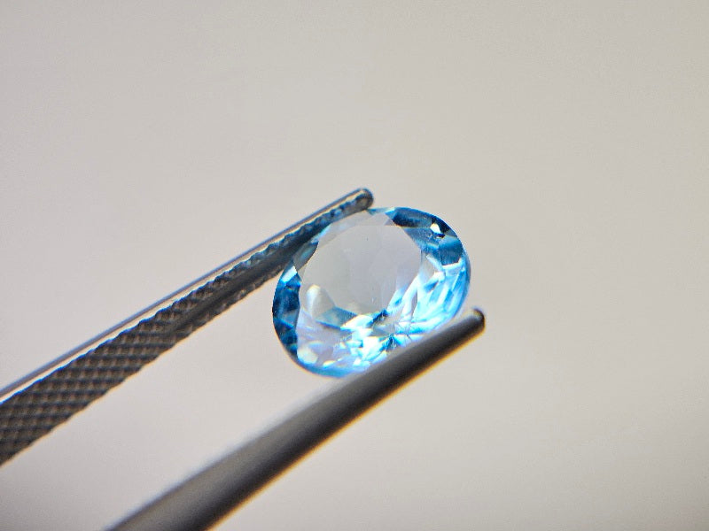 blTO-33　ブルートパーズ　2.96ct