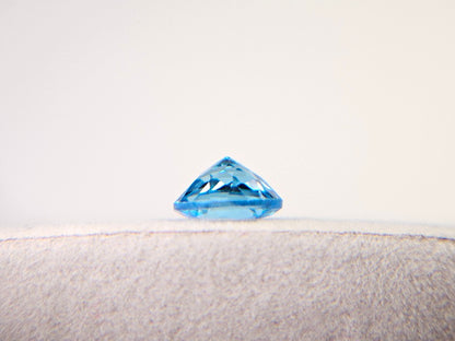 blTO-33　ブルートパーズ　2.96ct