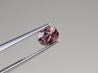 ccGA-11　カラーチェンジガーネット　0.70ct